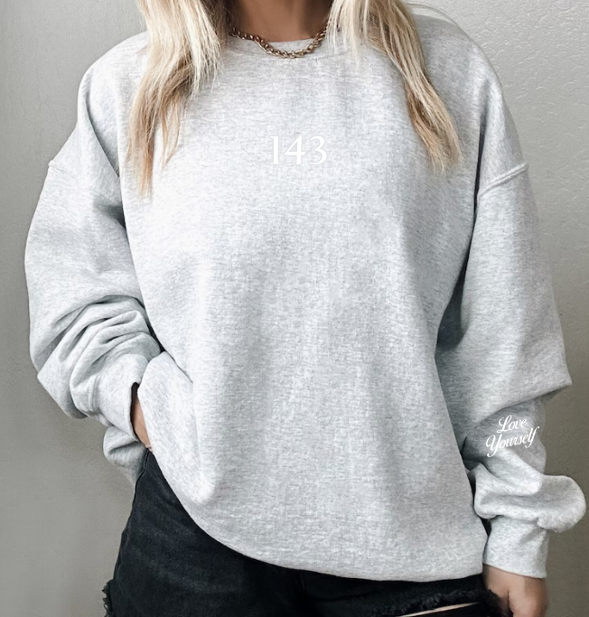 HOT MOM'S ASH GREY CREWNECK SWEATSHIRT - UNISEX